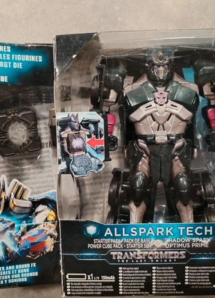 Hasbro Transformers Optimus Prime. Starter pack , zustand: Sehr gut, größe: 12 Jahre / 152, 20,00 €, 21,70 € beinhaltet Vinted-Käuferschutz Pro