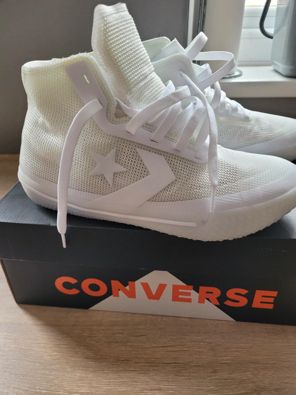 Converse white hotsell uk 6