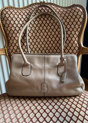 Vintage italiaans lederen handtas Bardolino - taupe - tijdloze elegantie 🤎, merk: Vintage Boutique, staat: Heel goed, € 15,00, € 16,45 inclusief Kopersbescherming