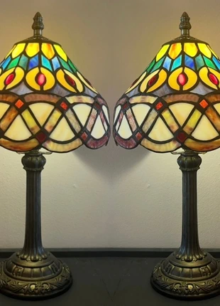 2x Glas in lood tafellamp pauwen veer motief, marque: Art, état: Neuf sans étiquette, 149,00 €, 157,15 € Protection acheteurs (Pro) incluse