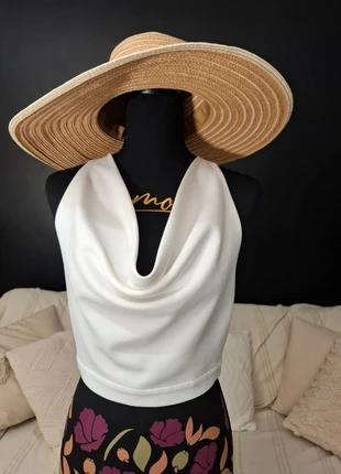 Top "Effet Soie" Blanc ZARA taille XS Glamour et Séduction, brand: Zara, condizioni: Nuovo senza cartellino, taglia: XS / IT 38 / EU 34, €29.00, €31.15 include la Protezione acquisti