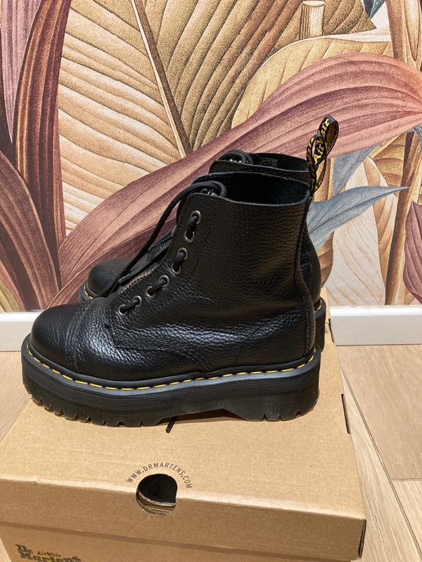 Doc martens 2024 sinclair 39