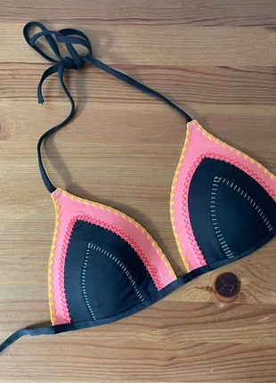 Haut de maillot de bain Undiz – Taille L – Broderies colorées, brand: Undiz, condizioni: Ottime, taglia: L / IT 44 / EU 40, €4.00, €4.90 include la Protezione acquisti