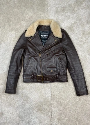 Perfecto Schott marron en cuir d’agneau marron, marque: Schott, état: Très bon état, taille: S / 36 / 8, 150,00 €, 158,20 € Protection acheteurs incluse