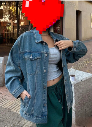 Veste en jean jennyfer un peu oversize, brand: Jennyfer, condizioni: Ottime, taglia: S / IT 40 / EU 36, €10.00, €11.20 include la Protezione acquisti