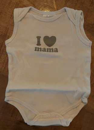 Romper I love mama, marque: Love, état: Bon état, taille: Jusqu'à 1 mois / 50 cm, 1,00 €, 1,75 € Protection acheteurs incluse