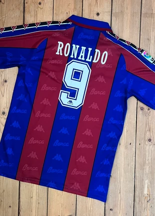 Vintage 1996-1997 Barcelona FC Kappa Ronaldo 9 home genuine shirt men’s size large, brand: Kappa, condition: Very good, size: L, £224.99, £236.94 includes Buyer Protection