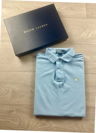 Polo Ralph Lauren bleu clair – Logo brodé jaune – Regular Fit – 100% coton – Taille S, marke: Ralph Lauren, zustand: Gut, größe: S, 10,00 €, 11,20 € inklusive Vinted-Käuferschutz