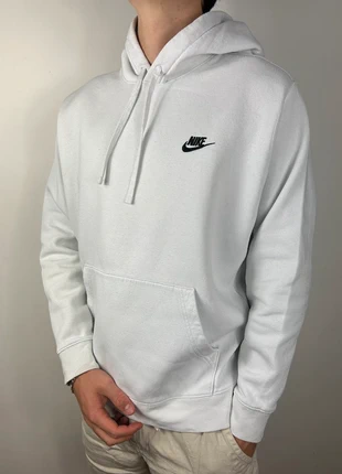 Pull / Sweat a capuche Nike couleur uni blanc logo noir L street wear sport, marque: Nike, état: Très bon état, taille: L, 24,00 €, 25,90 € Protection acheteurs (Pro) incluse