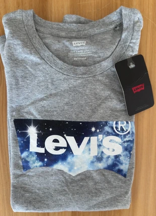 Camiseta Levis XS nueva, marca: Levi's, estado: Nuevo con etiquetas, tamaño: XS / 34 / 6, 15,00 €, 16,45 € Protección al comprador incluida