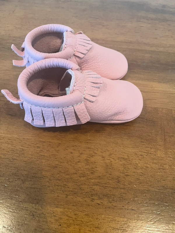 Freshly Picked New moccasins leather blush baby girl size 5 4