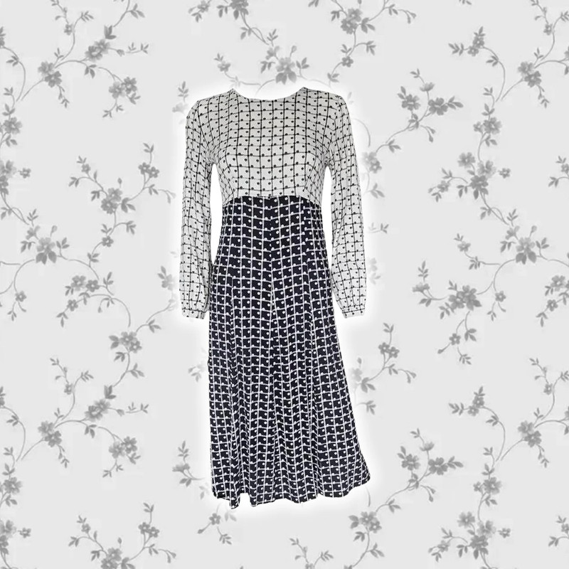 & other stories patterned midi dress 1