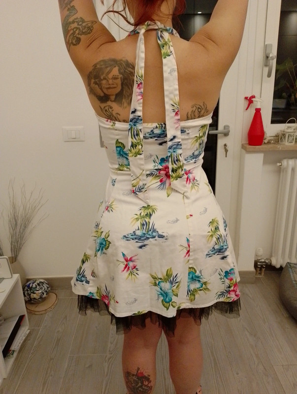 Vestito pin up a fiori