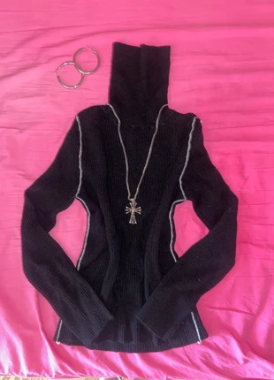 maglione attillato in lana con collo alto e ricami bianchi paolo pecora milano taglia S, marke: Paolo Pecora, zustand: Gut, größe: S / 36 / 8, 10,00 €, 11,20 € inklusive Vinted-Käuferschutz