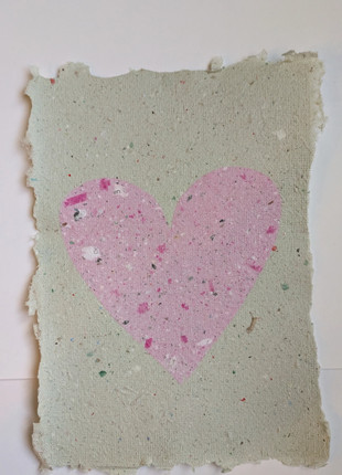 Handgemaakt vel papier uit gerecycleerd papier,groot roze hart, beige bruin en roze, marque: Probably Paper, état: Neuf sans étiquette, 1,50 €, 2,28 € Protection acheteurs incluse