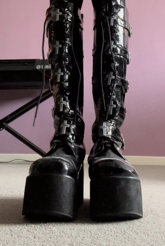 knee high black shiny gothic platform boots