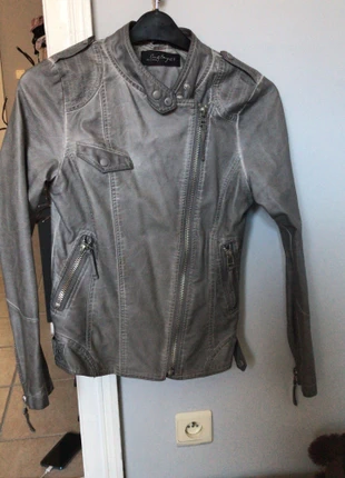 Veste femme, marque: C&A, état: Neuf sans étiquette, taille: M / 38 / 10, 7,00 €, 8,05 € Protection acheteurs incluse