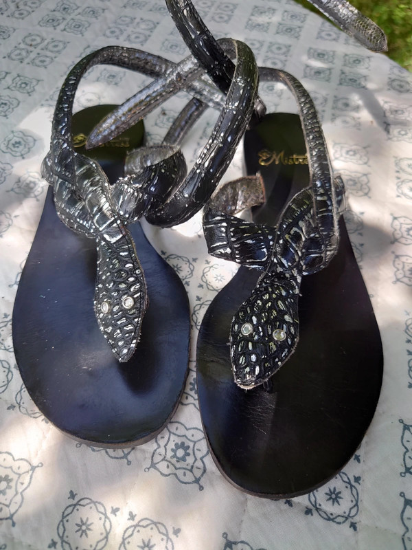 Black and silver leather toe post sandals by Poste Mistress - Vinted