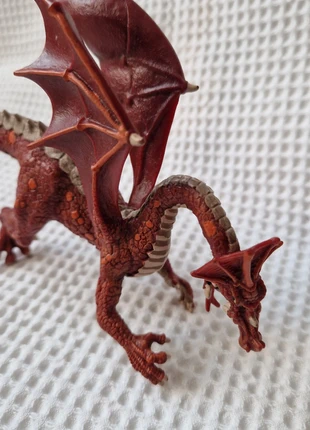 Figurine dragon Playstoy, marke: Playstoy, zustand: Sehr gut, größe: Einheitsgröße, 5,00 €, 5,95 € inklusive Vinted-Käuferschutz