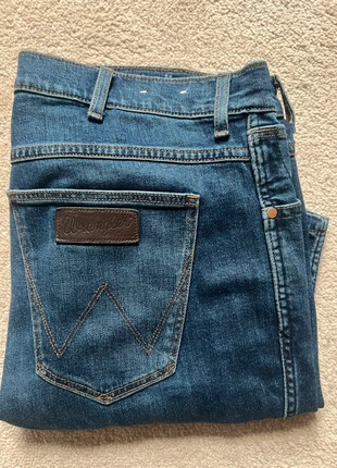 Wrangler straight slim jeans, brand: Wrangler, condition: Very good, size: W34, £15.00, £16.45 includes Buyer Protection