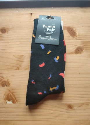 Jolies chaussettes dépareillées, merk: super june, staat: Nieuw met prijskaartje, maat: M | 39–42, € 2,00, € 2,80 inclusief Kopersbescherming