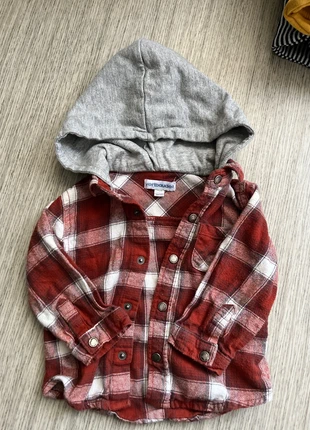 Chemise avec capuche, marke: Vertbaudet, zustand: Sehr gut, größe: 9-12 Monate / 74, 1,00 €, 1,75 € inklusive Vinted-Käuferschutz