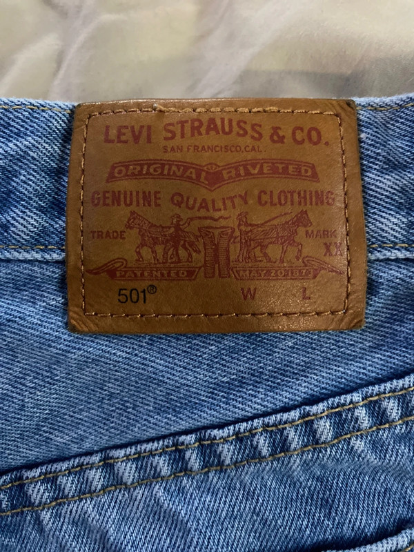 levi 501 jean shorts 4