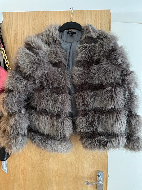 Faux fur coat - Vinted
