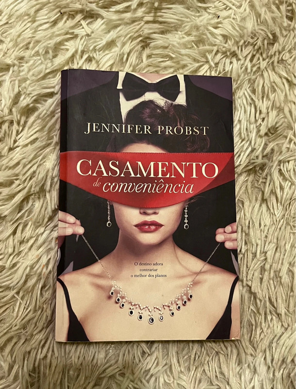 Livro Casamento de Conveniência