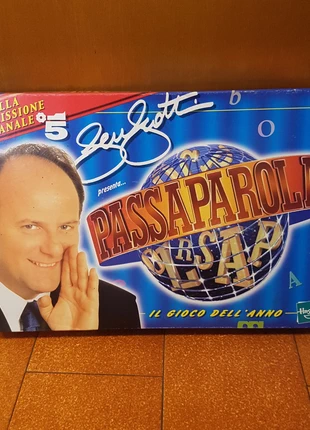 Passaparola con Gerry Scotti Il gioco dell'anno 1° edizione Hasbro Completo, marca: Hasbro, estado: Bom, €10.00, €11.20 inclui Proteção do Comprador