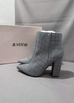 Bottines à talon motif écossais Justfab neuves , marque: JustFab, état: Neuf avec étiquette, taille: 38.5, 26,00 €, 28,00 € Protection acheteurs incluse