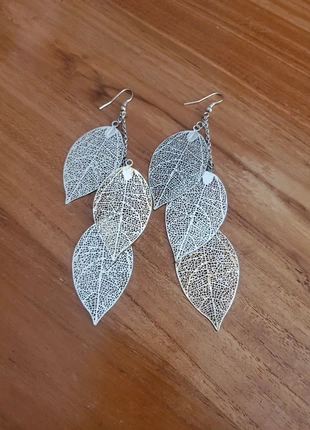 Boucles d'oreilles feuilles, brand: Moa, condition: Good, €1.00, €1.75 includes Buyer Protection