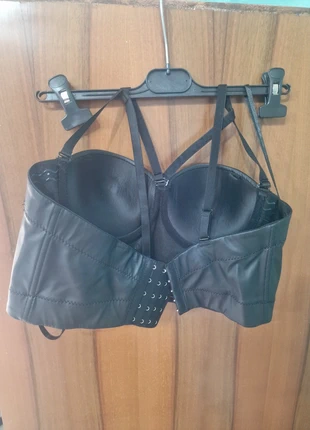 Top corti, marke: Corti, zustand: Sehr gut, größe: M / 38 / 10, 5,00 €, 5,95 € inklusive Vinted-Käuferschutz