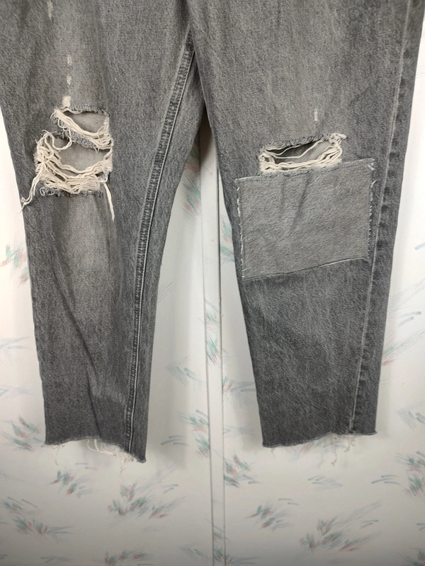 Old Navy Sky-Hi Straight Jeans Gray 3