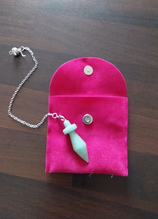 Pendule divinatoire vert, brand: Pierre, condition: Very good, €8.00, €9.10 includes Buyer Protection