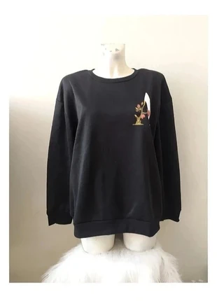 Sweat noir molleton lettre A roses brodées coupe loose 59 cm épaules, état: Très bon état, taille: XXL / 44 / 16, 7,00 €, 8,05 € Protection acheteurs incluse