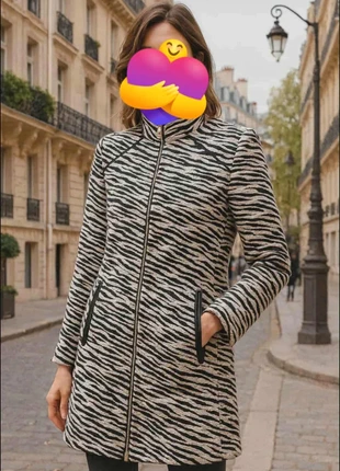Le manteau zébré coupe impeccable, détails qui claquent, brand: Stradivarius, condition: New without tags, size: M / 38 / 10, €14.50, €15.93 includes Buyer Protection