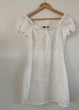 Robe blanche Shein – Taille XS, marque: Shein, état: Très bon état, taille: XS / 34 / 6, 4,00 €, 4,90 € Protection acheteurs incluse