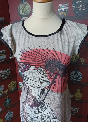 Robe mismash au motif japonisant, marke: Mismash, zustand: Sehr gut, größe: L / 40 / 12, 5,00 €, 5,95 € inklusive Vinted-Käuferschutz