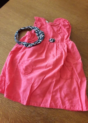 Robe avec bandeau 18 mois, marca: Kitchoun, estado: Muito bom, tamanho: 12-18 meses / 80 cm, €1.00, €1.75 inclui Proteção do Comprador