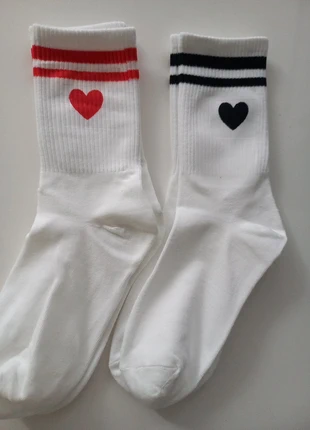 Set 2 pairs Socks with heart pattern, état: Neuf sans étiquette, taille: M | 39–42, 8,99 €, 10,14 € Protection acheteurs incluse