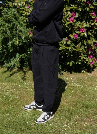 Pantalon noir large toile taille M, marque: Noir, état: Très bon état, taille: M, 25,00 €, 26,95 € Protection acheteurs incluse