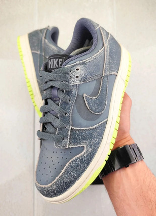 Baskets Sneackers Nike Dunk Low << Halloween 2022 >> Taille 37.5, marque: Nike, état: Neuf sans étiquette, taille: 37.5, 55,00 €, 58,45 € Protection acheteurs (Pro) incluse