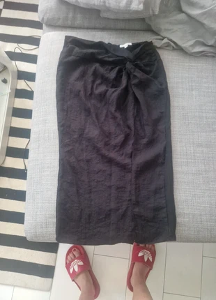 Rok H&M zwart, marque: H&M, état: Très bon état, taille: XXL / 44 / 16, 6,00 €, 7,00 € Protection acheteurs incluse