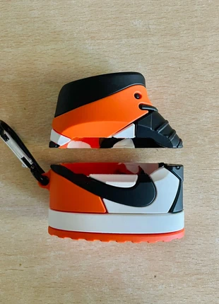 Cover AirPods Pro, marca: Cover, estado: Nuevo sin etiquetas, 4,00 €, 4,90 € Protección al comprador incluida