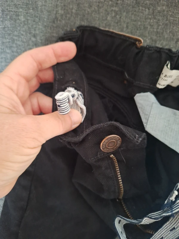 Jeans Zara taille ajustable - photo numéro 4
