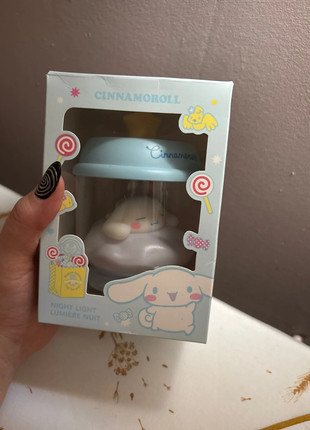 Veilleuse cinnamorol, marque: Miniso, état: Très bon état, taille: Prématuré, jusqu'à 44cm, 6,00 €, 7,00 € Protection acheteurs incluse