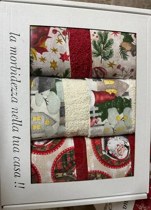 Asciugamano natalizio, brand: le spugne di Lara, condizioni: Nuovo con cartellino, €15.00, €16.45 include la Protezione acquisti