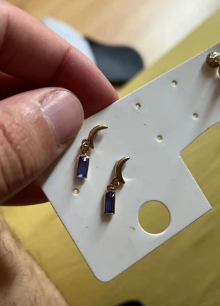 Boucles d’oreilles plaqué or et pierre bleue, condizioni: Ottime, €15.00, €16.45 include la Protezione acquisti