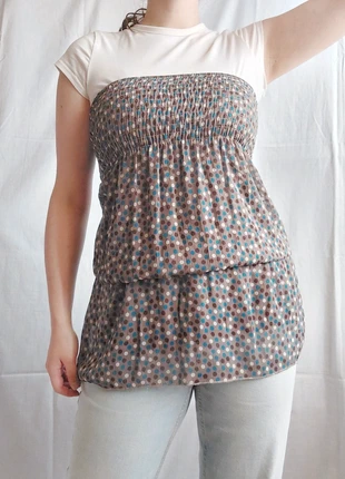 Top comprido solto e com decote cai-cai às bolinhas, marca: Vintage, estado: Muito bom, tamanho: M / 38 / 10, €1.00, €1.75 inclui Proteção do Comprador